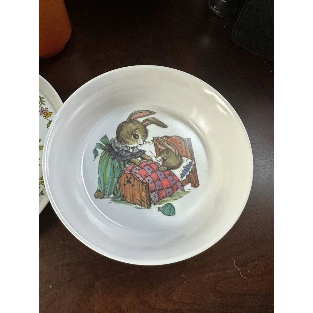 Vintage Peter Rabbit SiLite Inc Melamine bunny Kids Plate bowl Mug Set Cottage